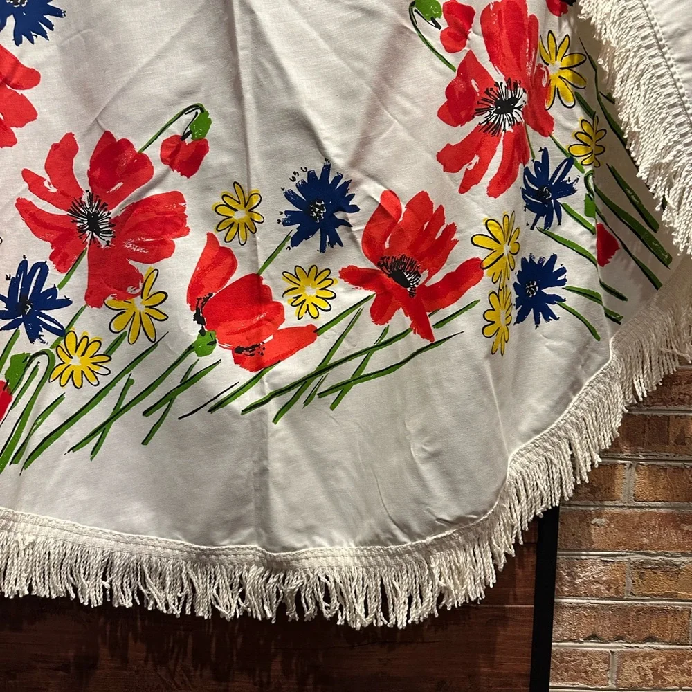 Sunny Americana Floral vintage Vera Neumann round table cloth 60” (25)